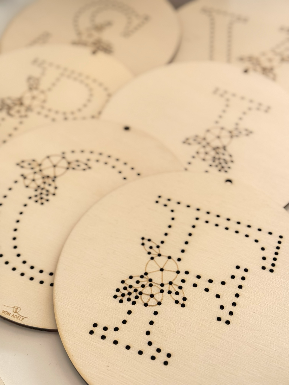 Buchstaben Stick-Platte SOLO